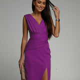 Fresia | Vestido de Mulher justo com decote em V e fenda