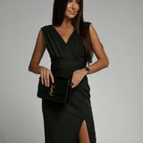 Fresia | Vestido de Mulher justo com decote em V e fenda